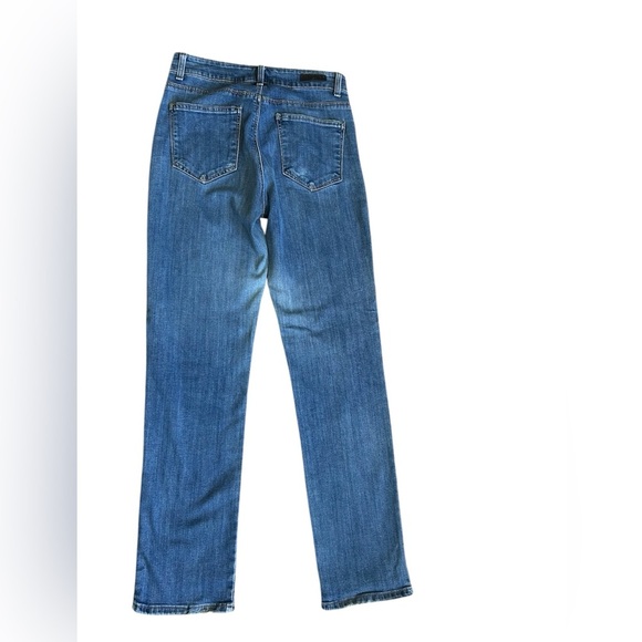 Lee Women’s Classic Fit Jeans Pre-loved and good condition - Picture 4 of 10